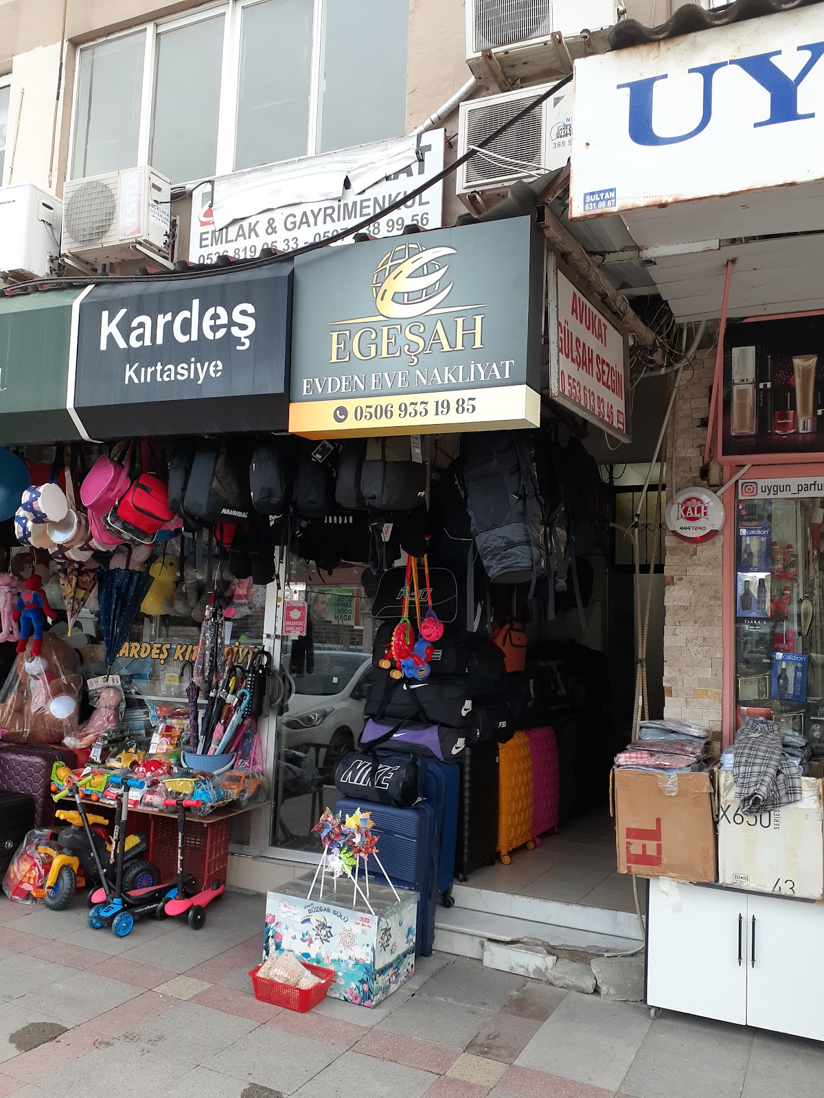 Egeşah Nakliyat Asansör Kiralama İzmir Evden Eve Nakliyat