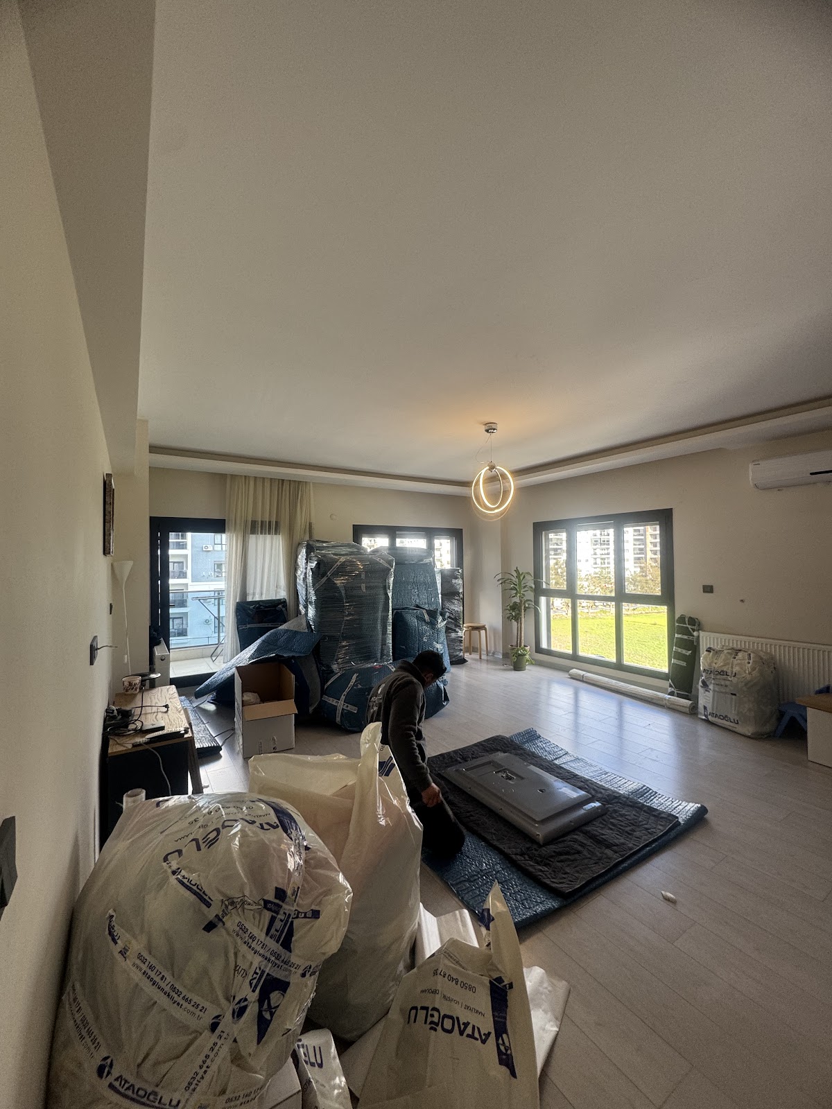 Ataoğlu Nakliyat | İzmir Evden Eve Taşımacılık | Şehirler Arası Nakliyat | Ofis Taşıma | Eşya Depolama İzmir Evden Eve Nakliyat